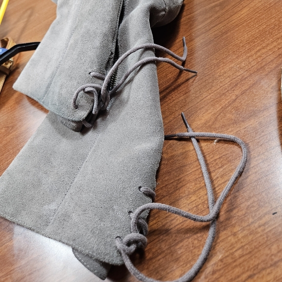 UGG AUSTRALIA SIZE US 6.5 Grey Suede PLATFORM WEDGE BOO… - Picture 4 of 8